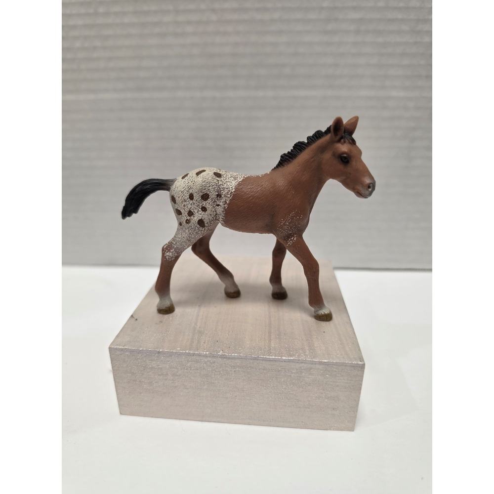 Schleich Appaloosa foal figurine model 13733 retired horse‎ replacement Toy